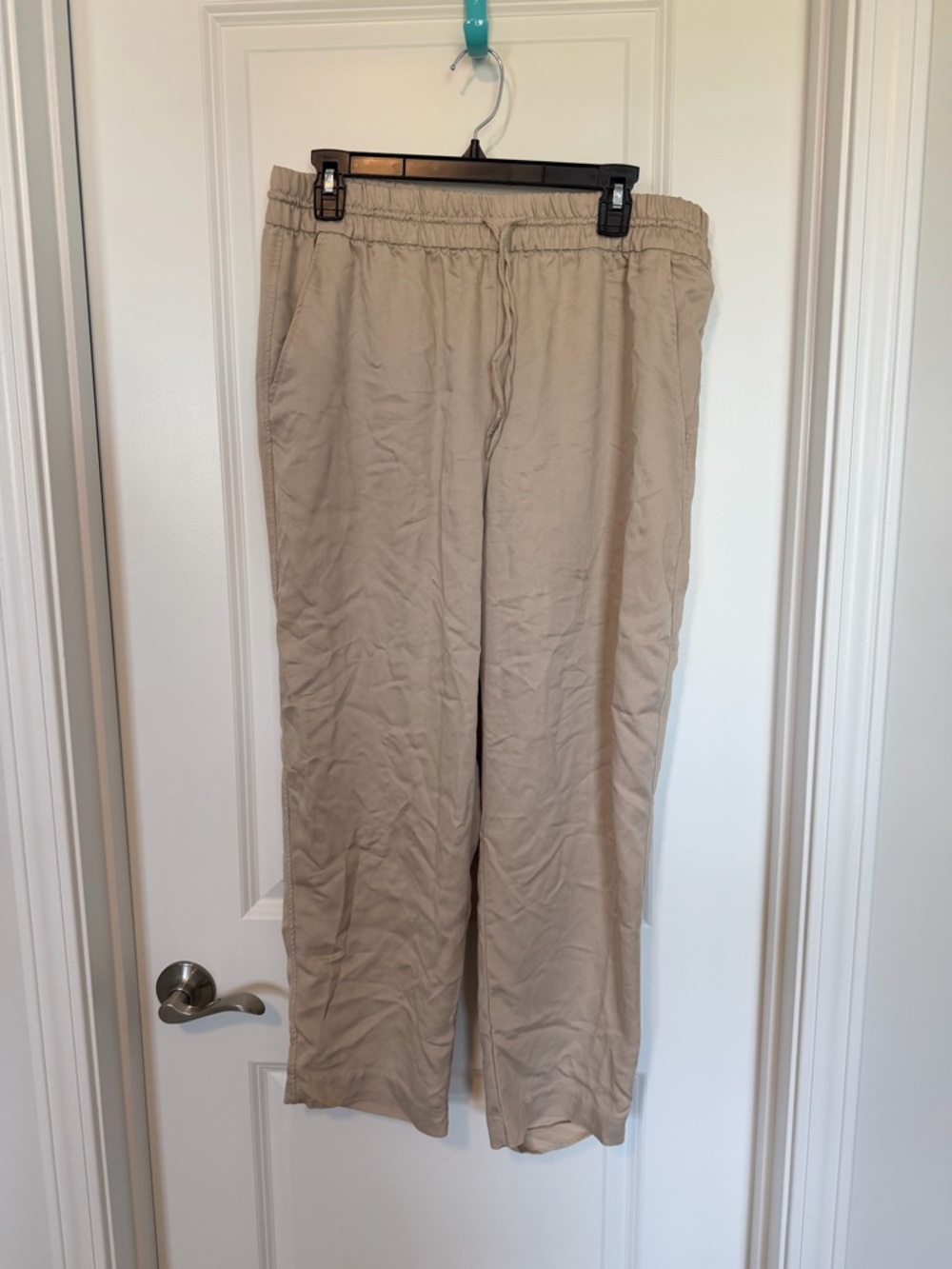 H&M Women's Tan Drawstring Waist Chinos